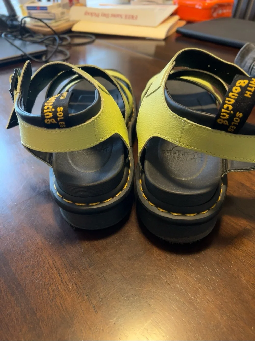Dr. Martens Blaire Hydro Leather Platform Sandals Lime Green Women’s US 8 EU39